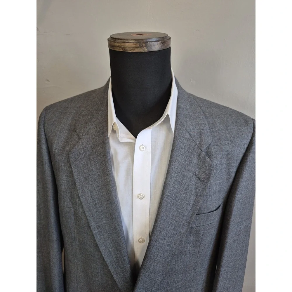 Hart Schaffner Marx Mens Wool Sport Coat 39L Gray Check USA 2 Button Vintage